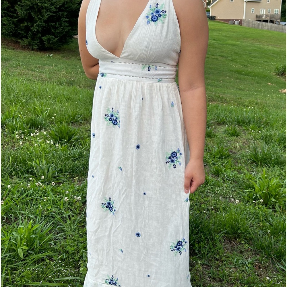 Gorgeous & Fun Maxi Dress